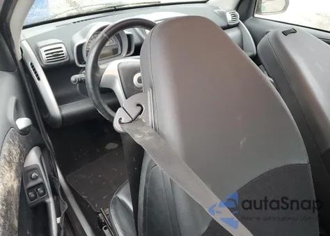 2009 Smart Fortwo Pure z USA, uszkodzony, nr VIN WMEEJ31XX9K256620